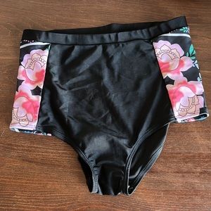 High Waist Swim Bottoms Size Large NWOT